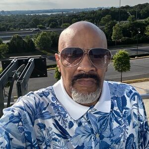 Meet your Posher, Dyon